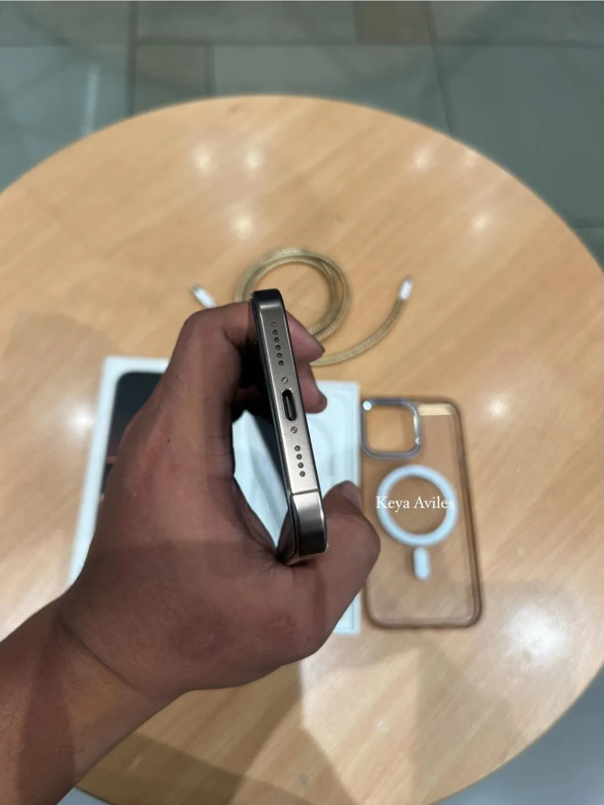 iPhone 16 pro max 512 GB in Benin - Image 2