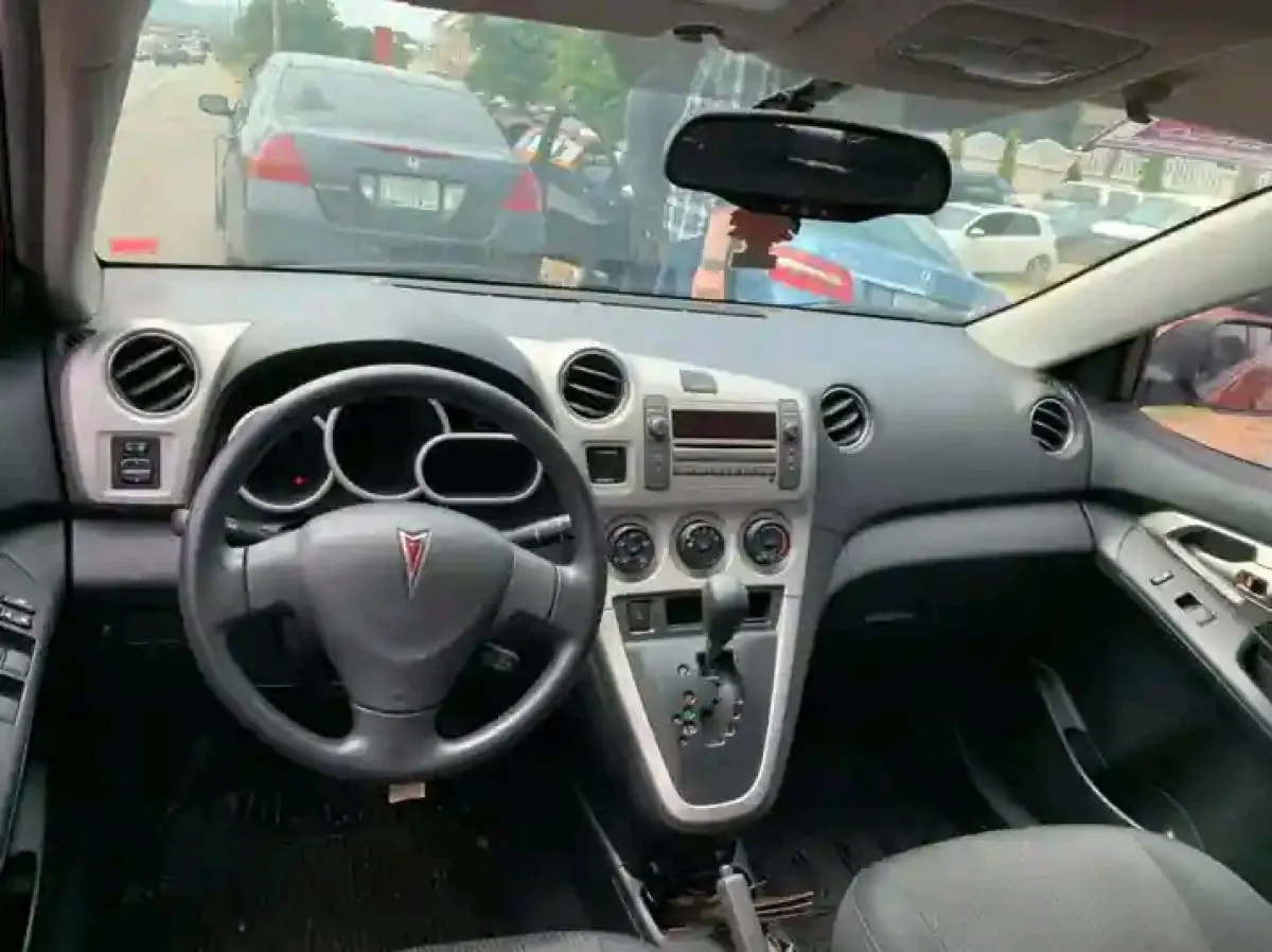 Cool Pontiac vibe for sale - Image 3