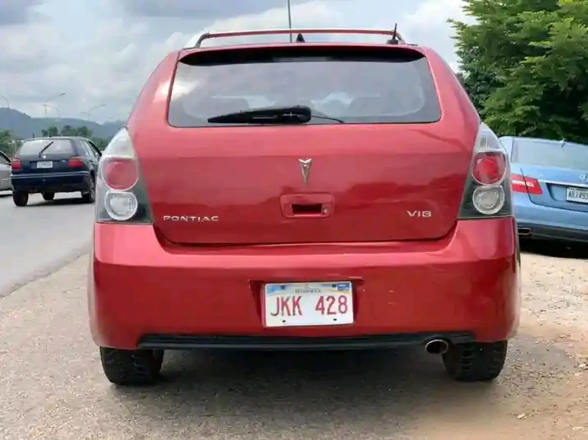 Cool Pontiac vibe for sale - Image 8