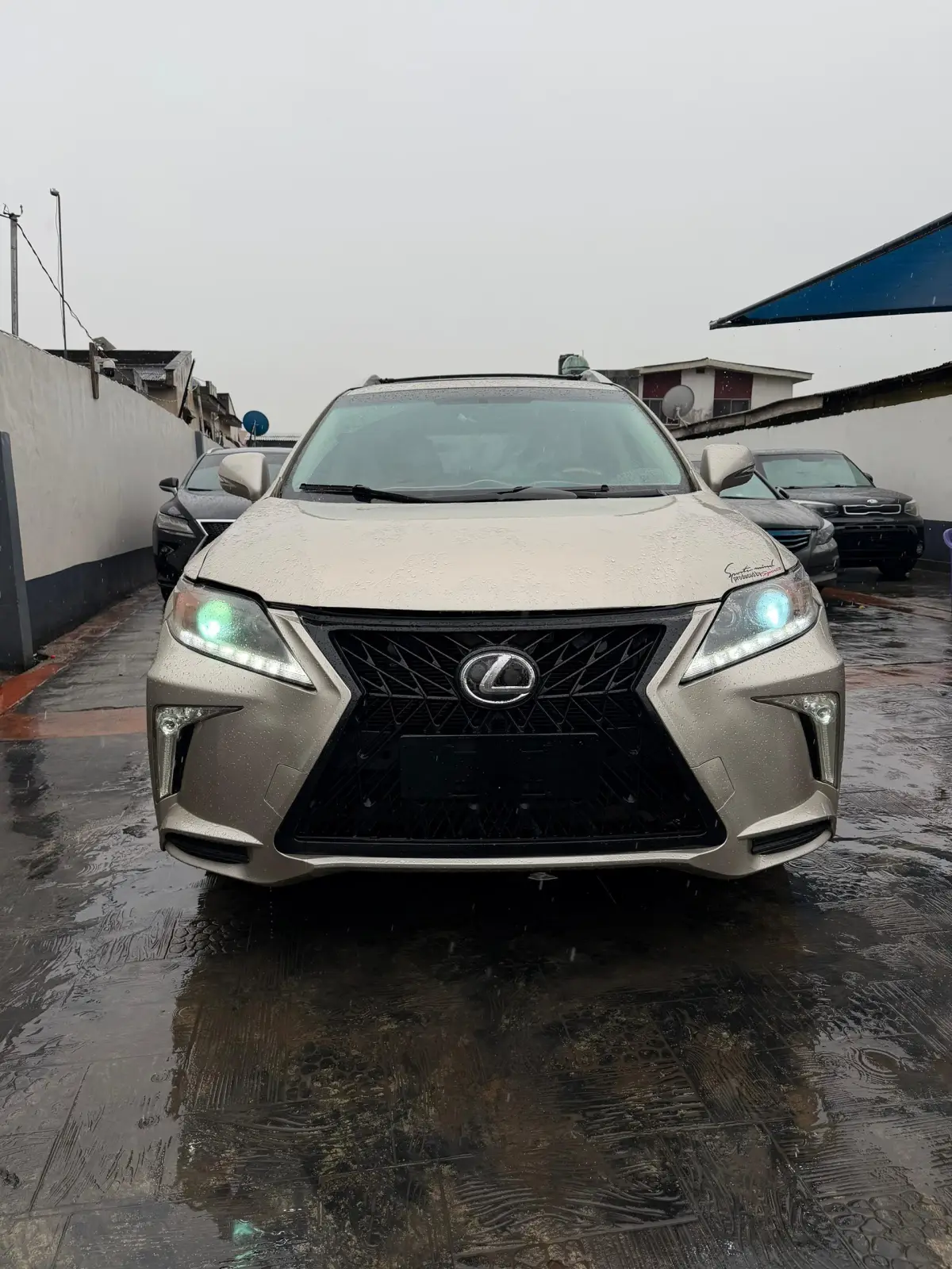 Lexus RX350 - Image 1