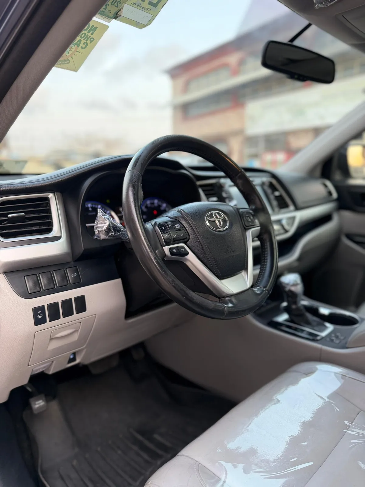 Toyota Highlander 2015 Extra Limited Edition Full Option - Image 3