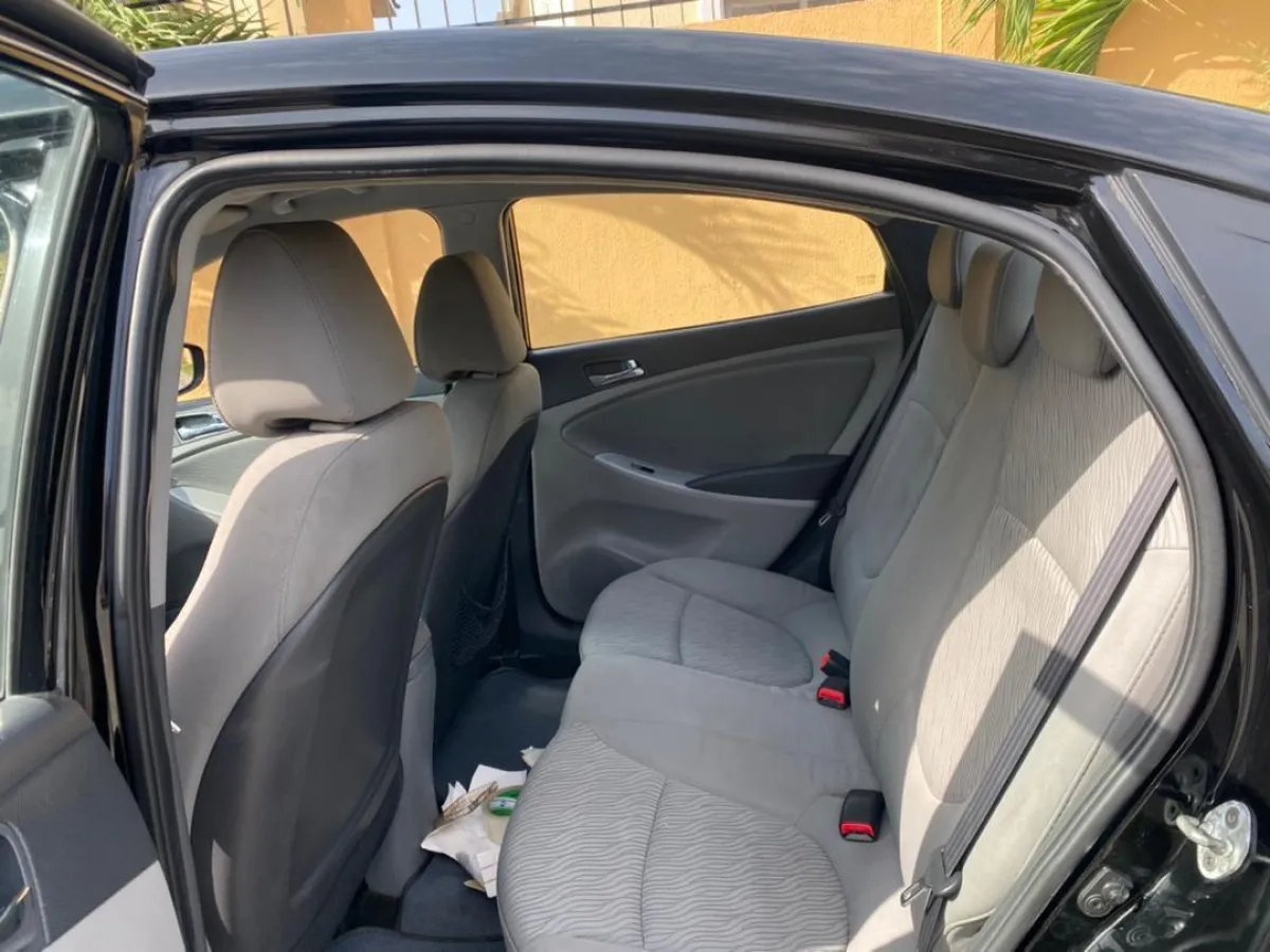 Hyundai Accent 2012 Model Forsale - Image 4