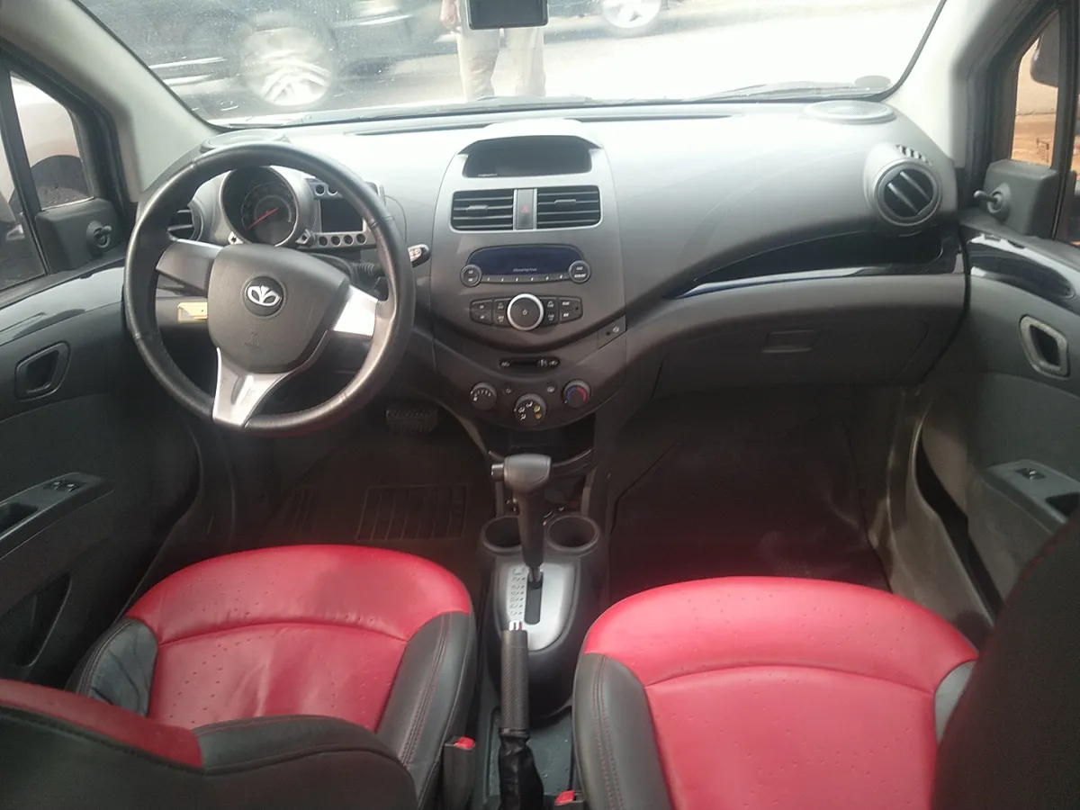 Foreign Tata Jazz - Image 4