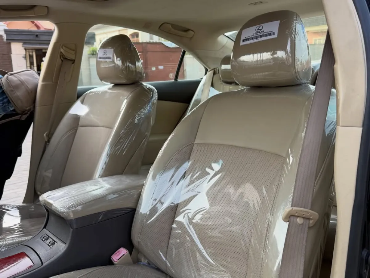 Lexus ES350 2009 Full Option - Image 3