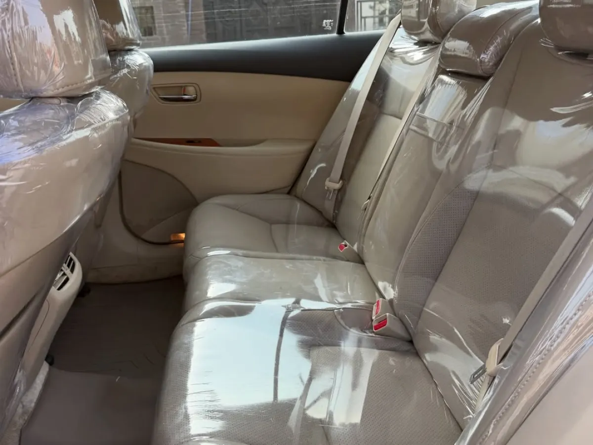 Lexus ES350 2009 Full Option - Image 5