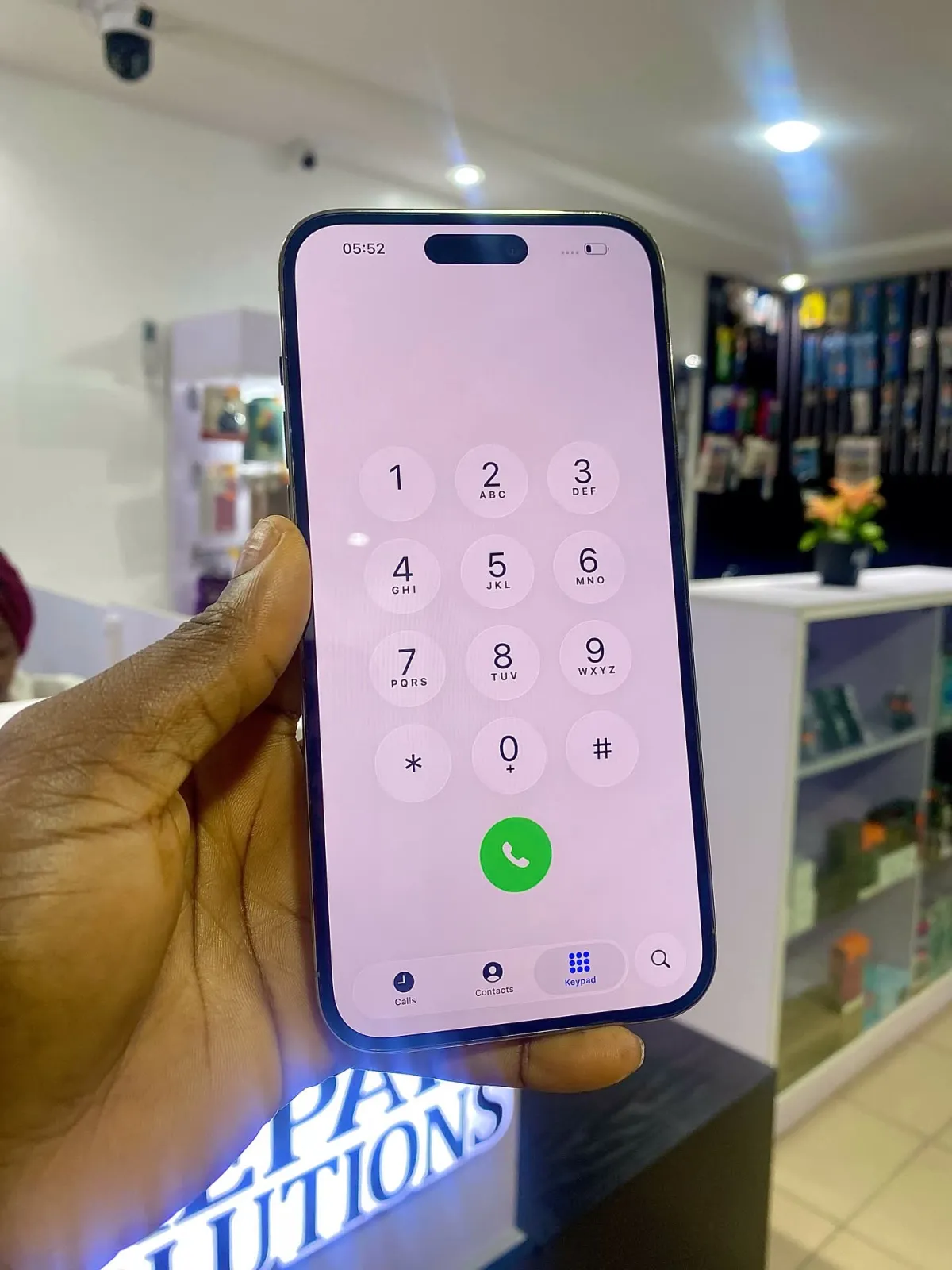 iPhone 14 Pro Max in Benin - Image 4