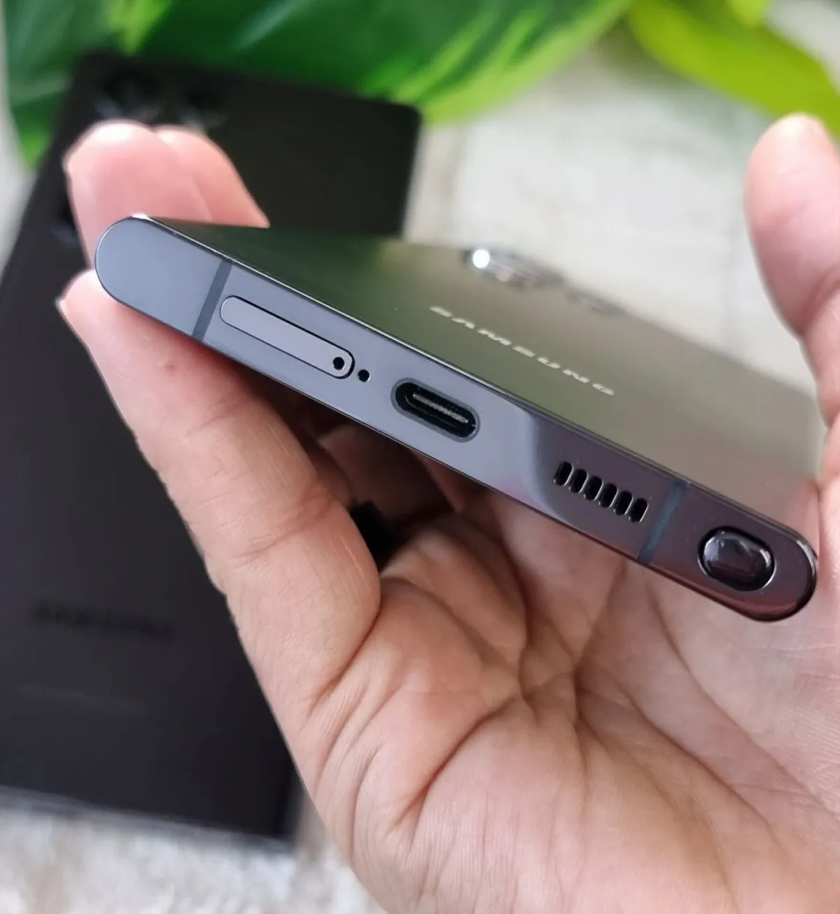 Samsung galaxy S22 ultra 128GB in Benin - Image 3