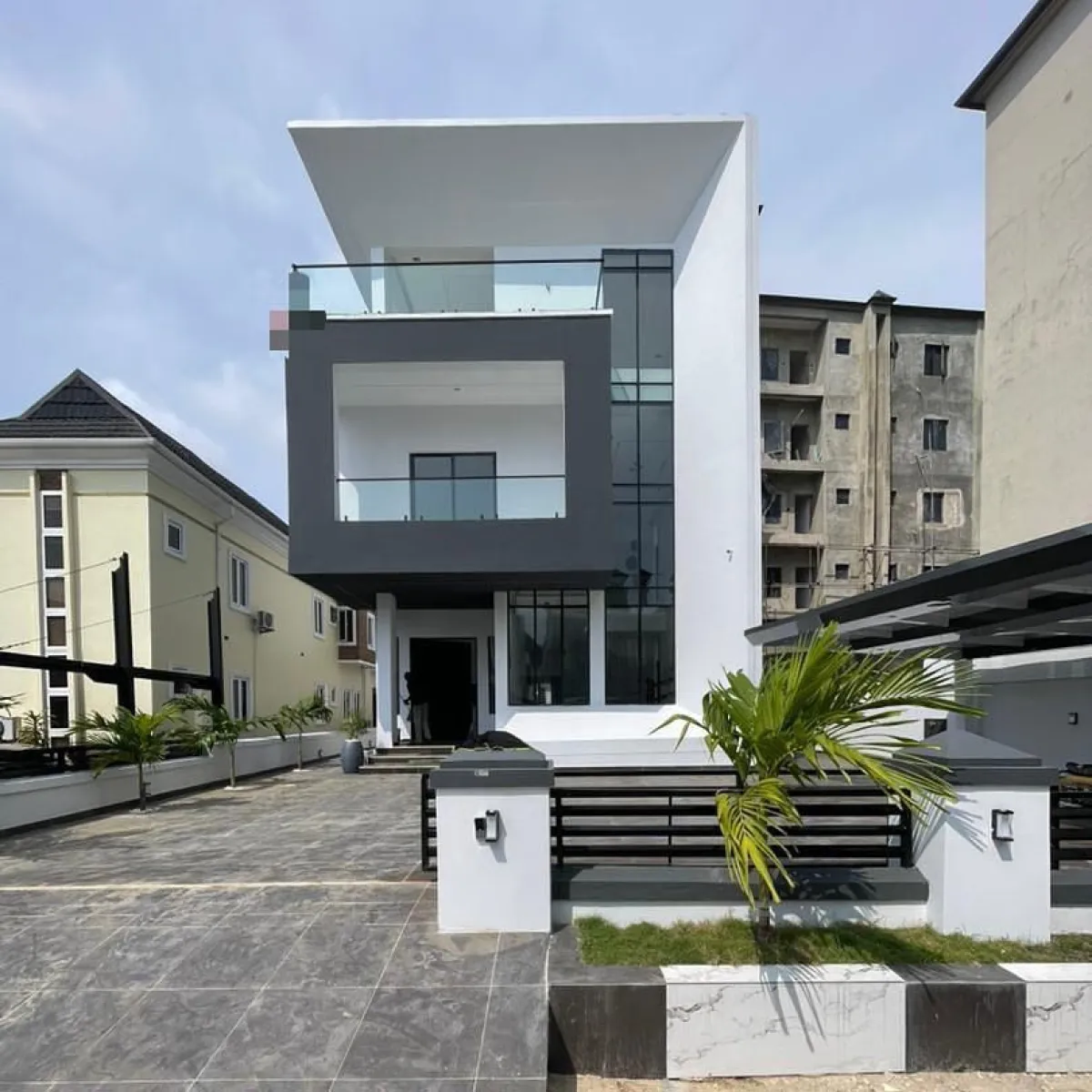 Newly Built 4 Bedroom Duplex in Lekki Serious Clients Only - Image 1
