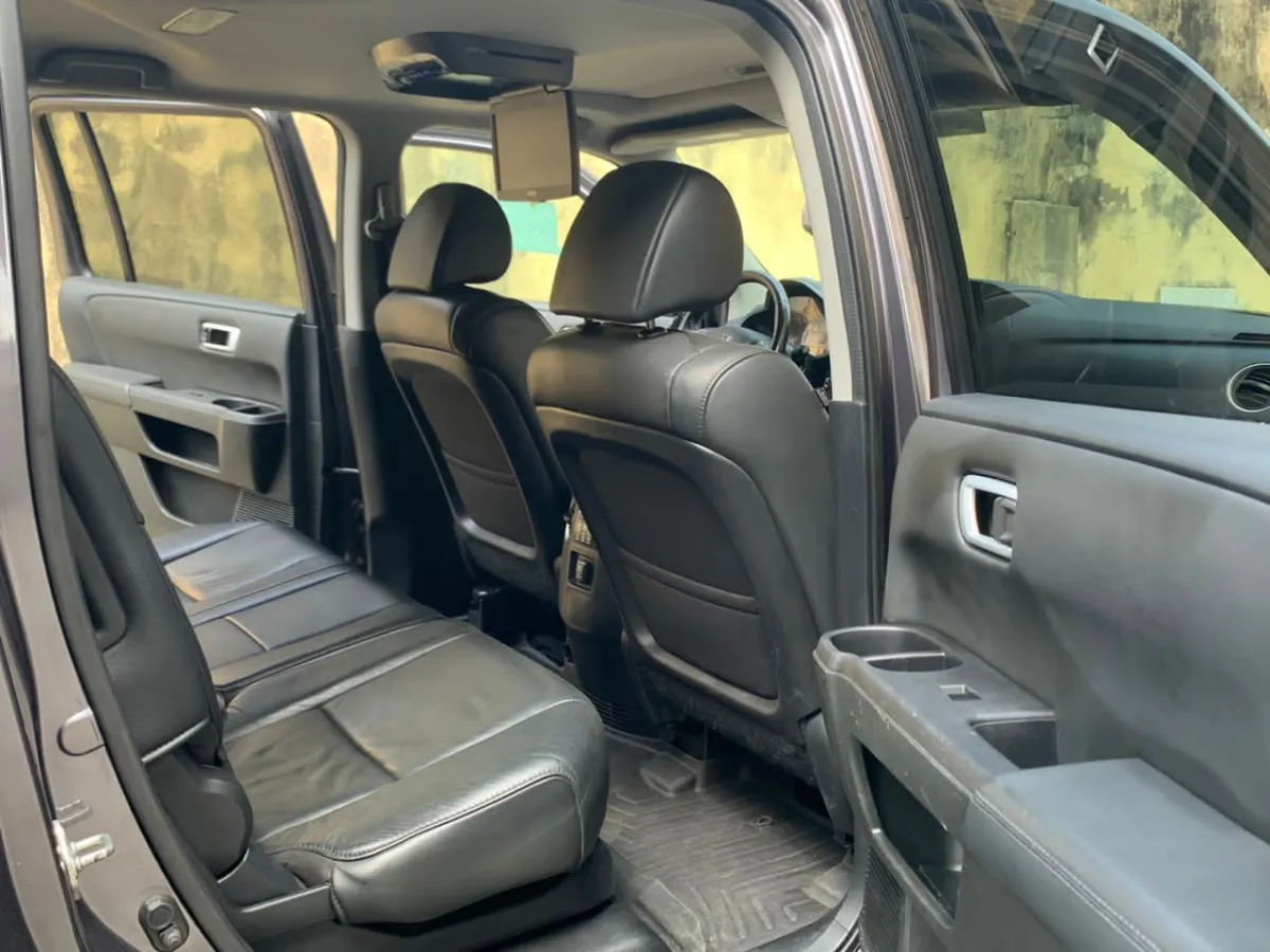CLEANEST 2014 HONDA PILOT - Image 4