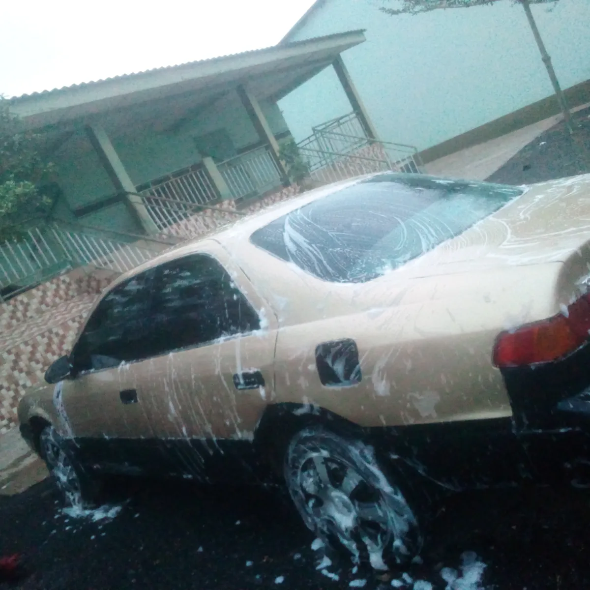 Toyota camry - Image 5