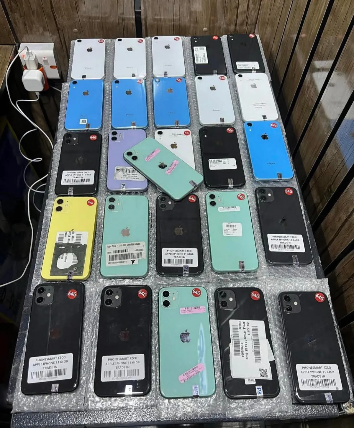 iPhone 11 128GB in Benin - Image 3
