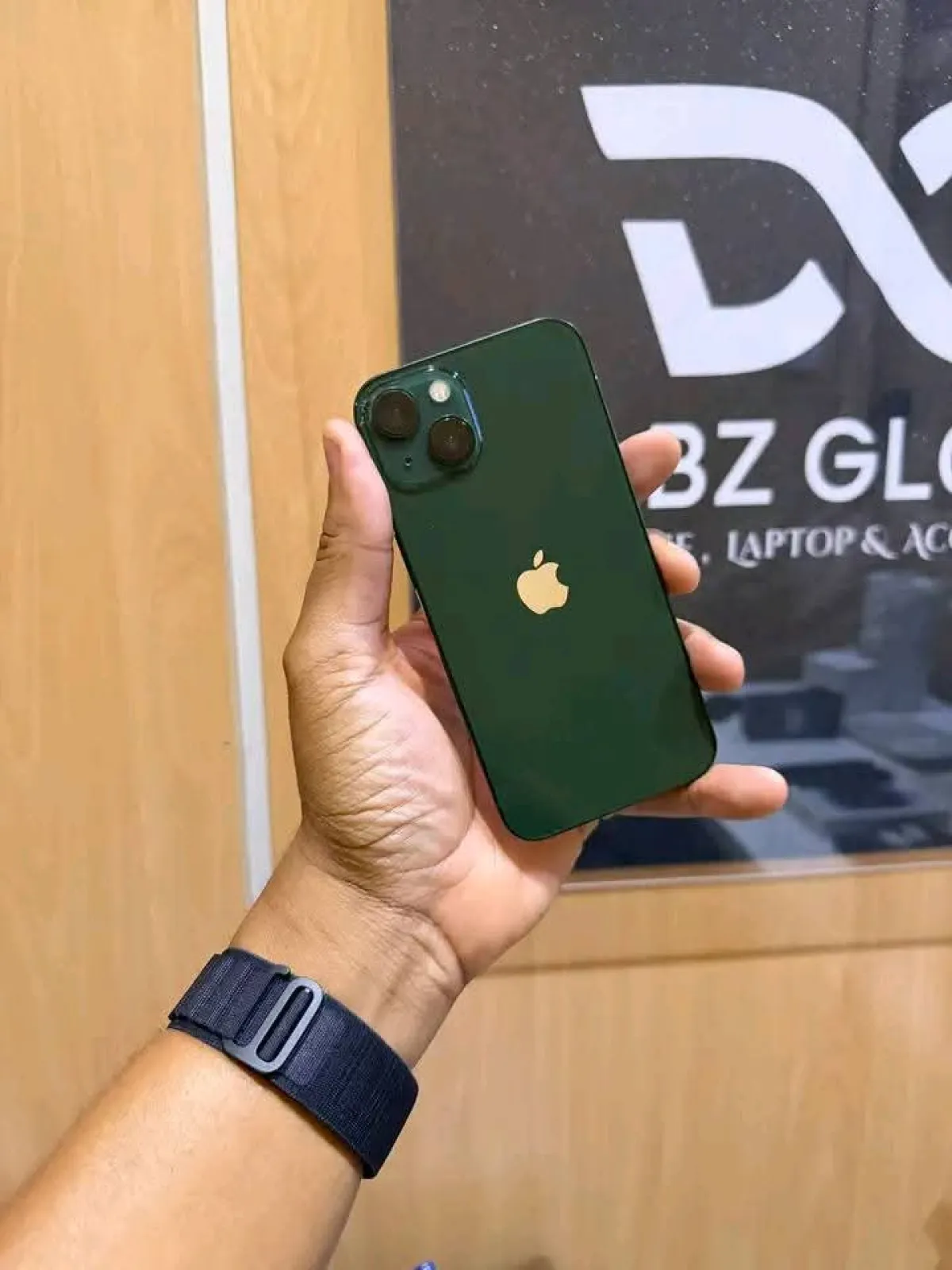 All sweet iPhone available in Benin - Image 8