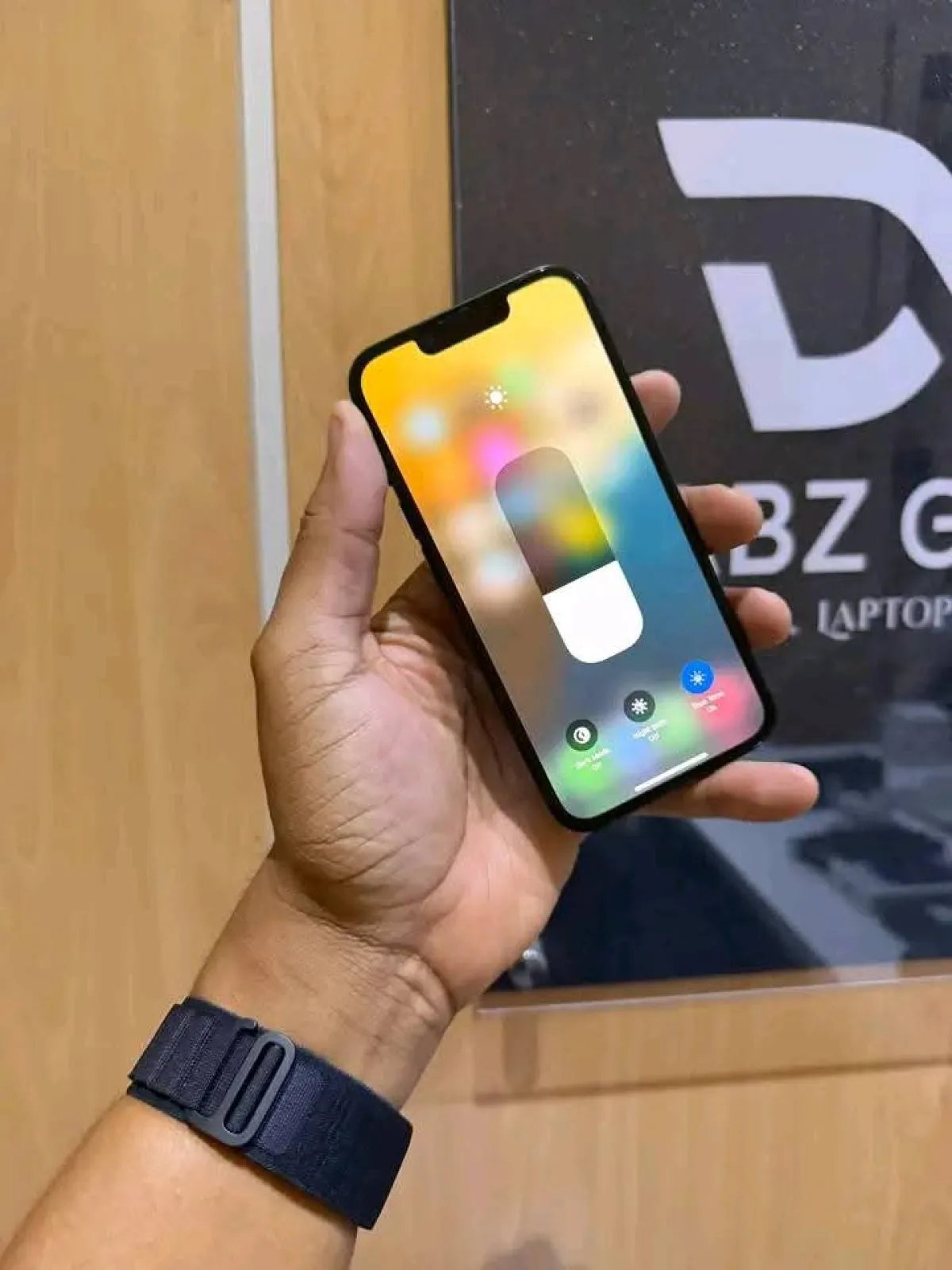 All sweet iPhone available in Benin - Image 10