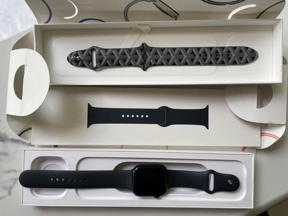 Series 7 apple watch in Benin - Image 2