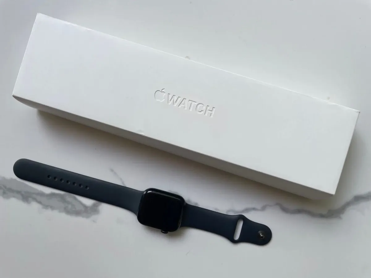 Series 7 apple watch in Benin - Image 4