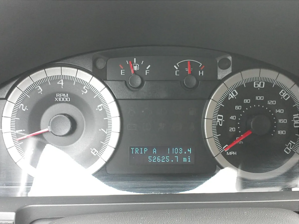 Tokunbo 2009 Ford Escape XLT - Image 3