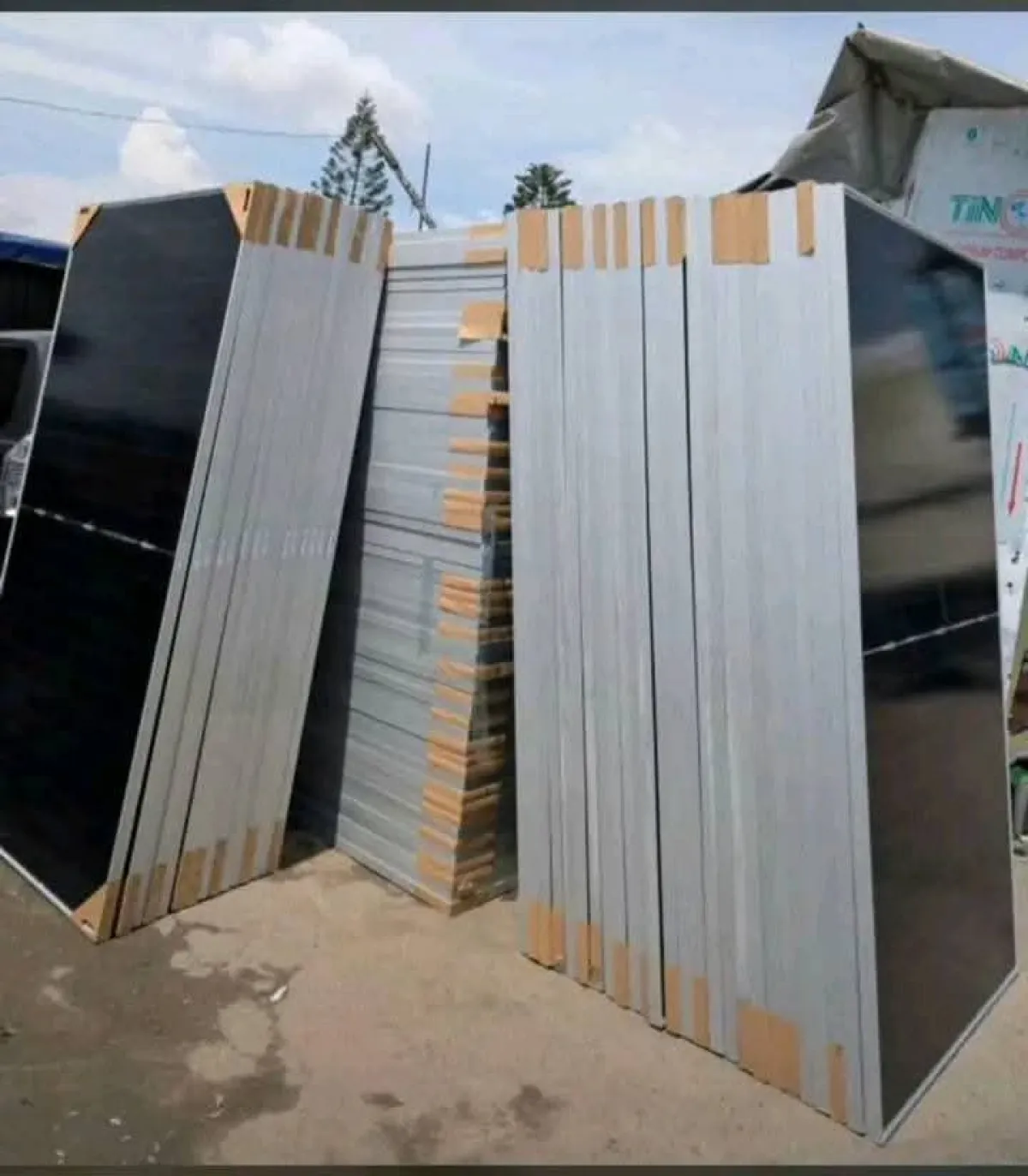 ( 1 ) Door Sink Solar Deep Freezer - Image 3