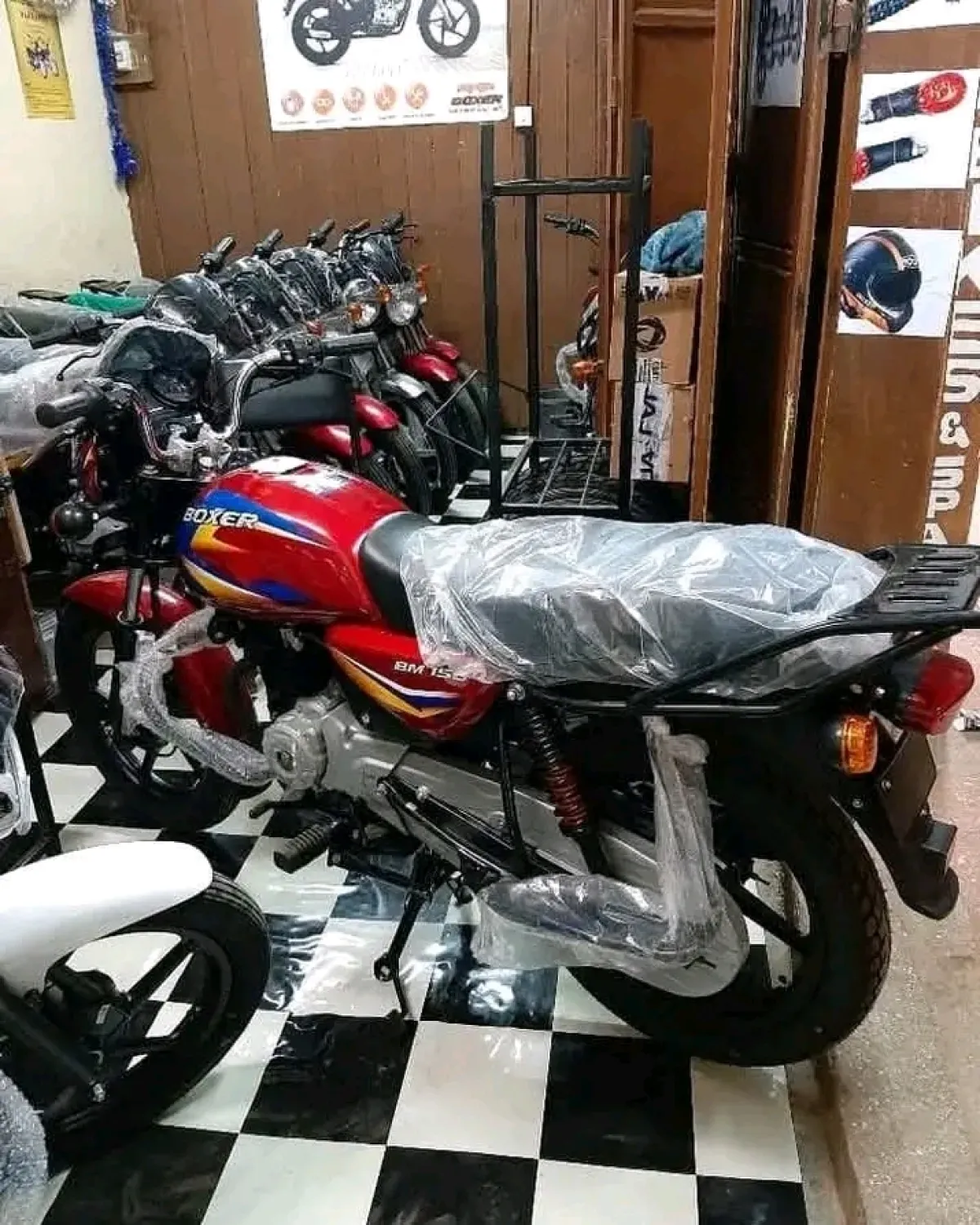 Bajaj Boxer - Image 3