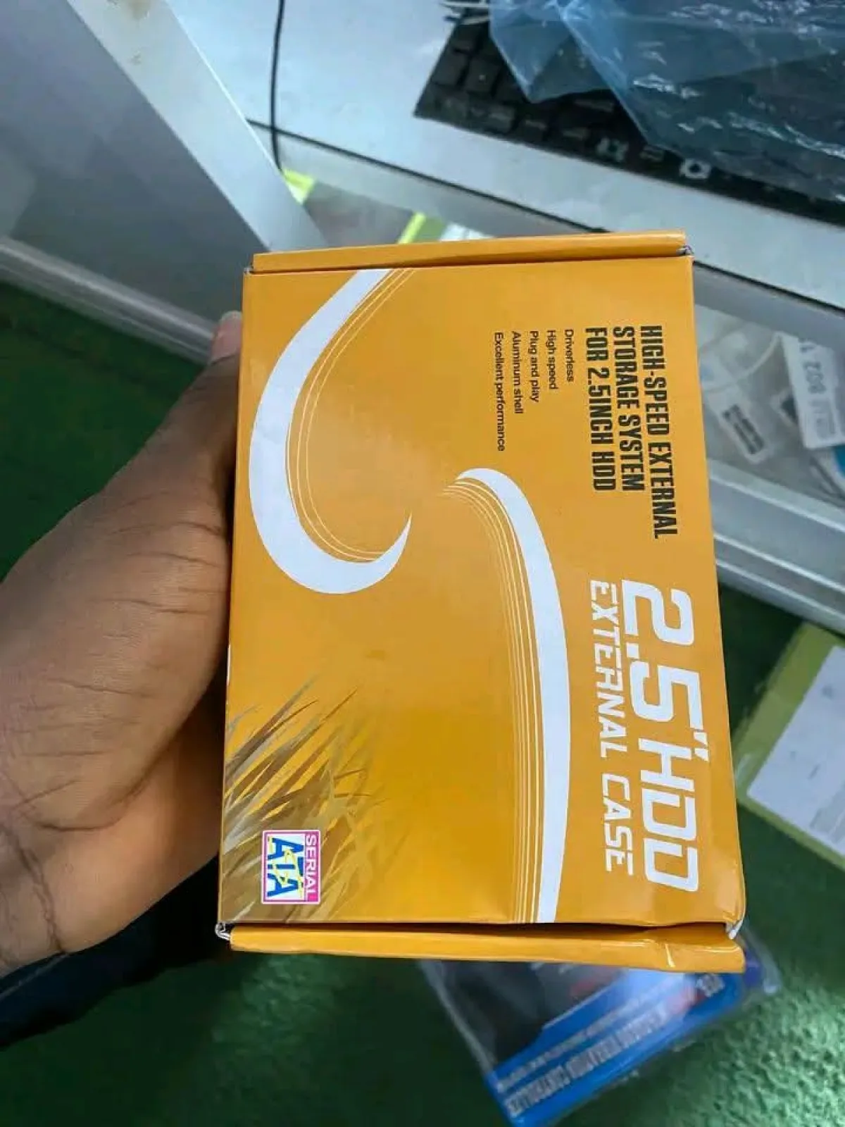 External hard drive in Benin - Image 3