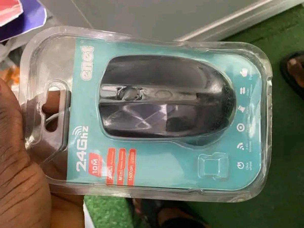 External hard drive in Benin - Image 5