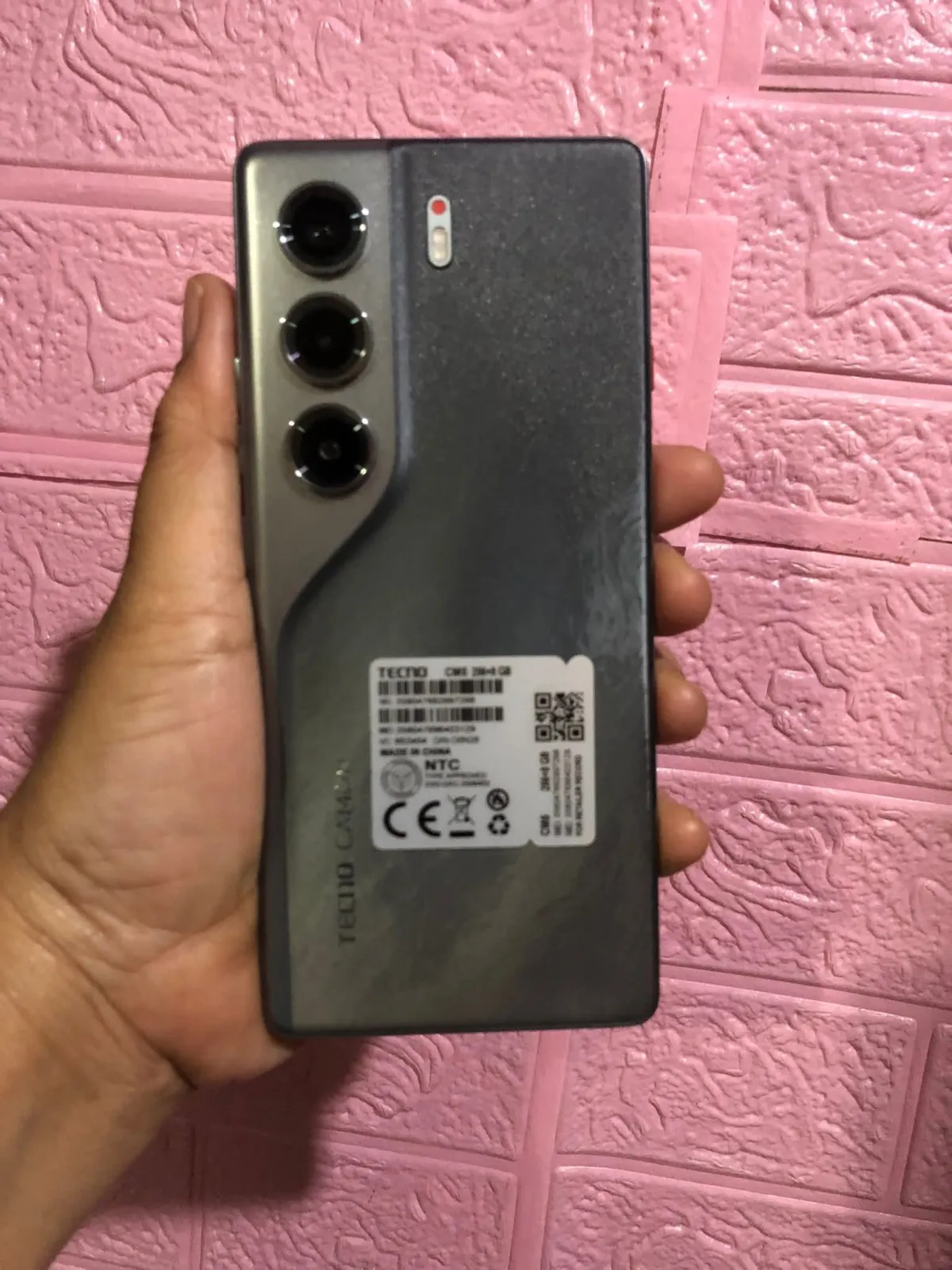 TECNO CAMON 40 in Benin - Image 1