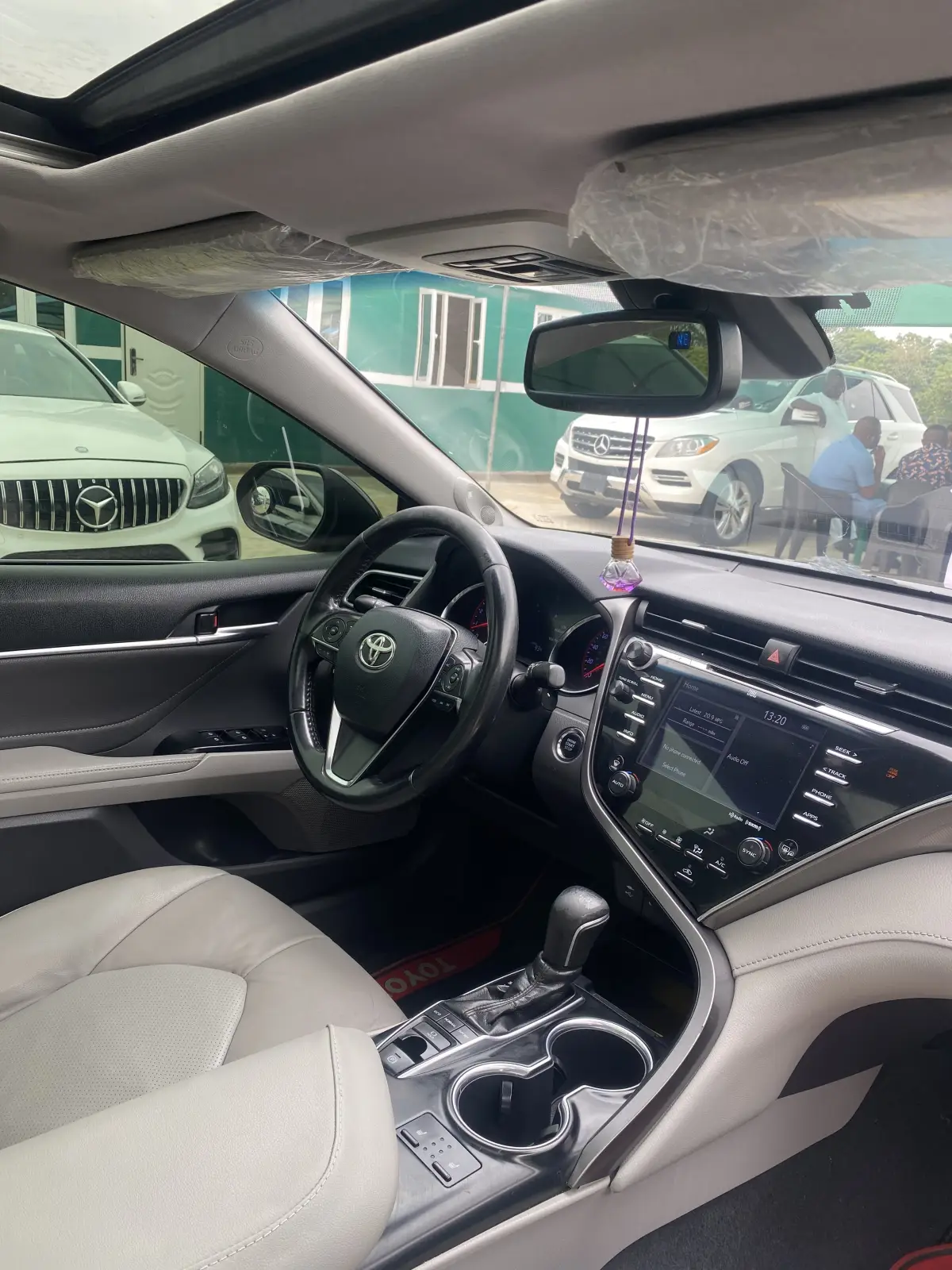 Toyota Camry XSE 2018 - Image 2