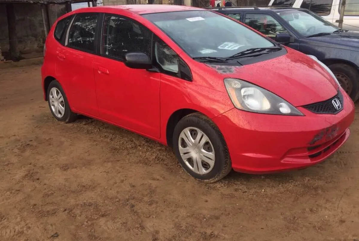 Extremely Clean 2009 Honda Fit - Image 1