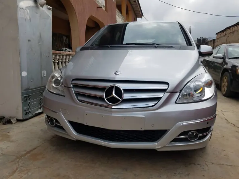 Toks 2010 Mercedes Benz B200