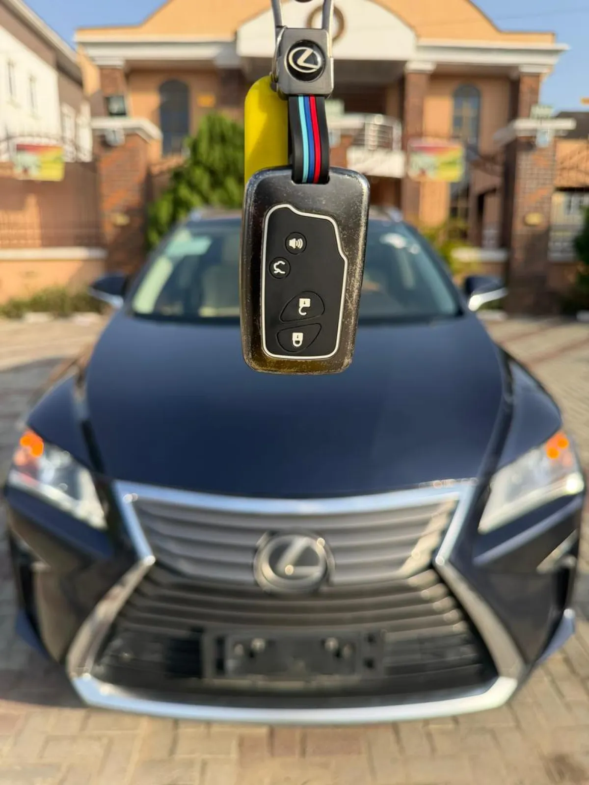 10 Months Used Lexus RX350 2016 Full Option - Image 3