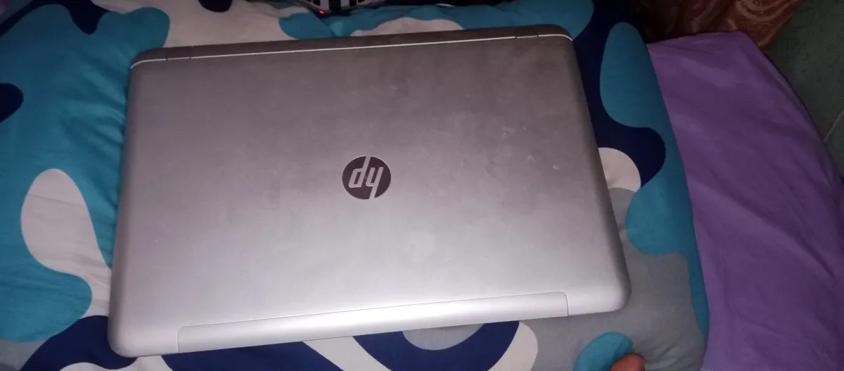 Intel(R), Core(TM) i7-7500U CPU Laptop - Image 1