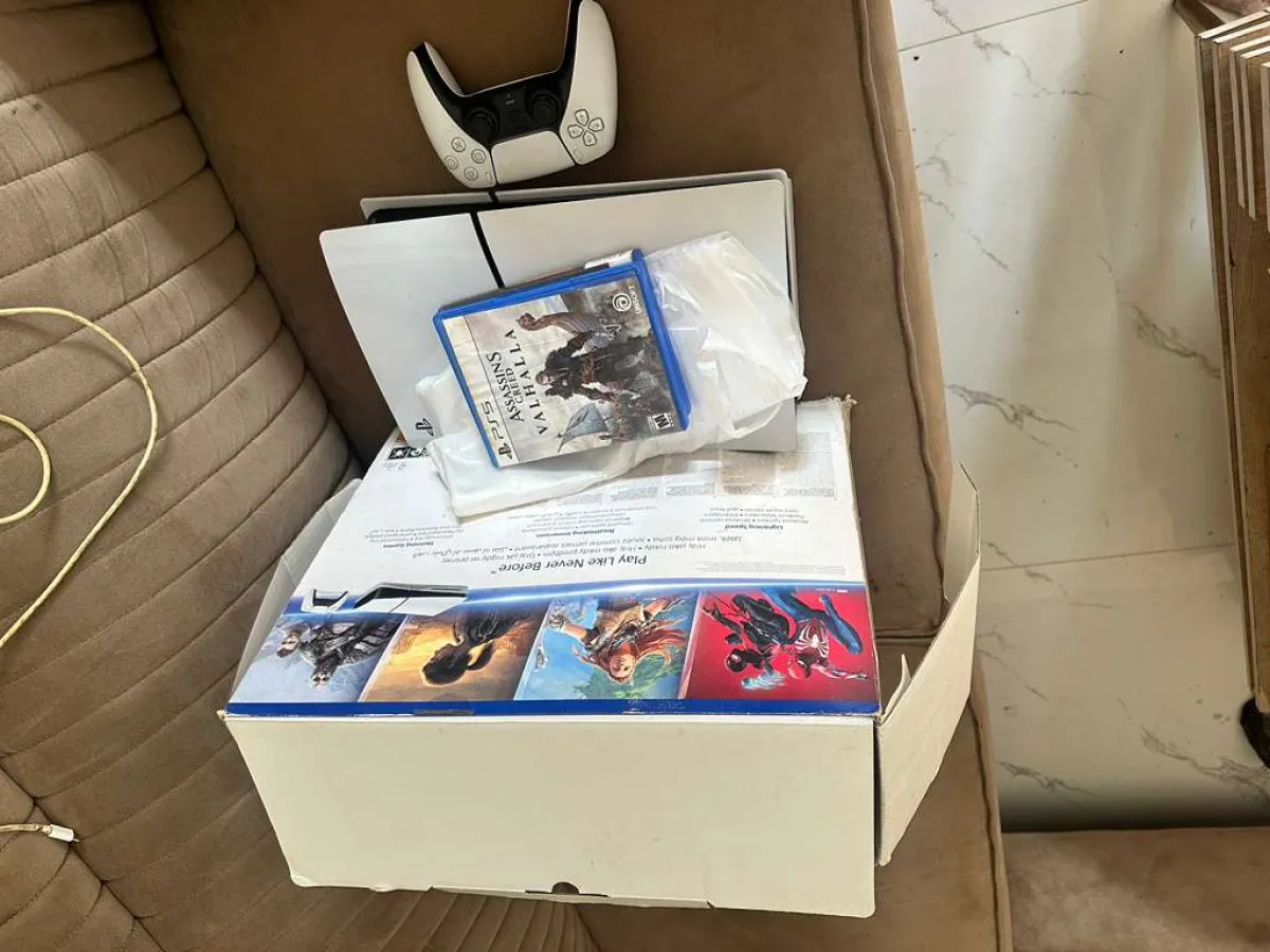 Brand-new play station 5 - Image 3