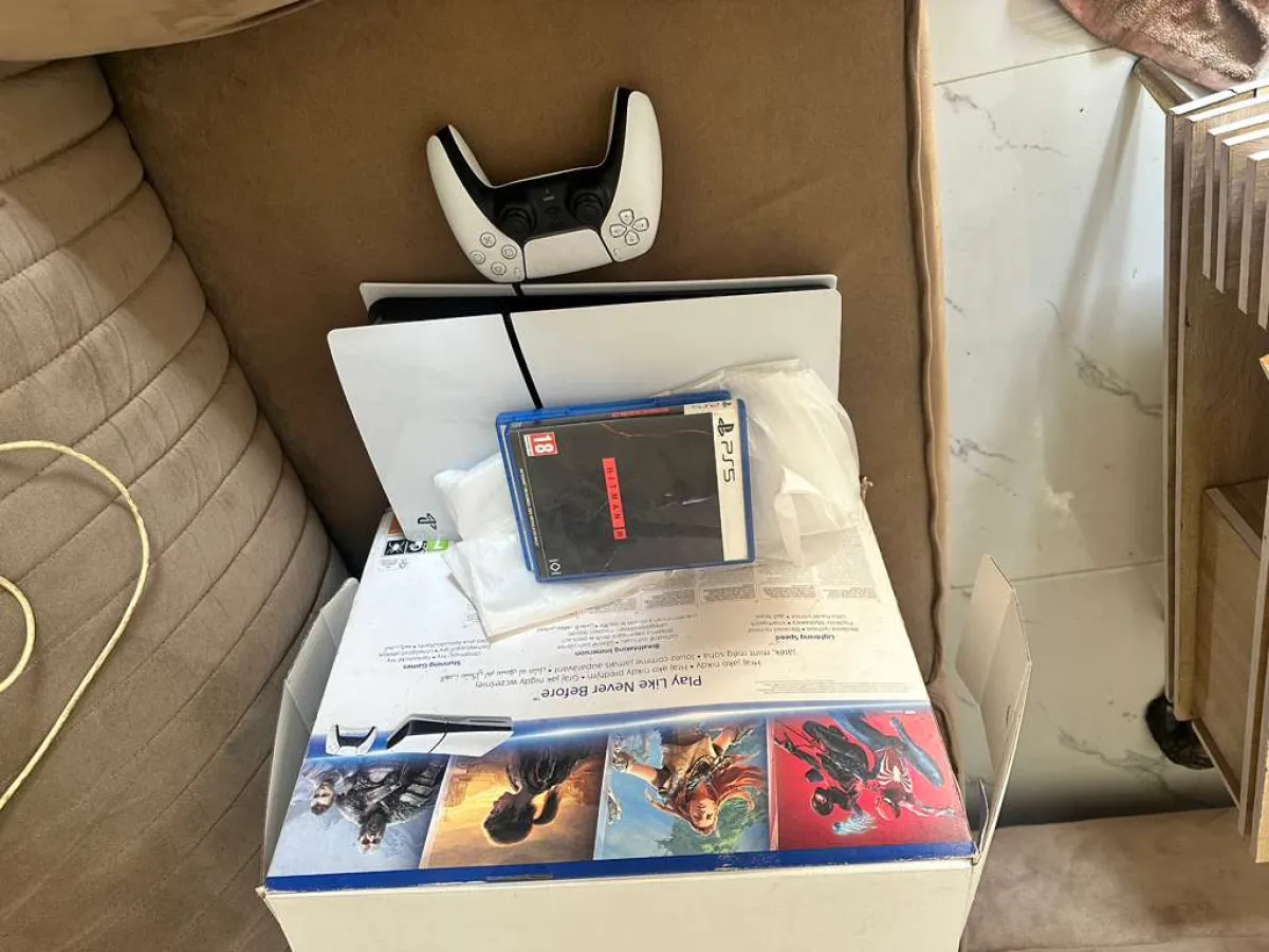 Brand-new play station 5 - Image 4