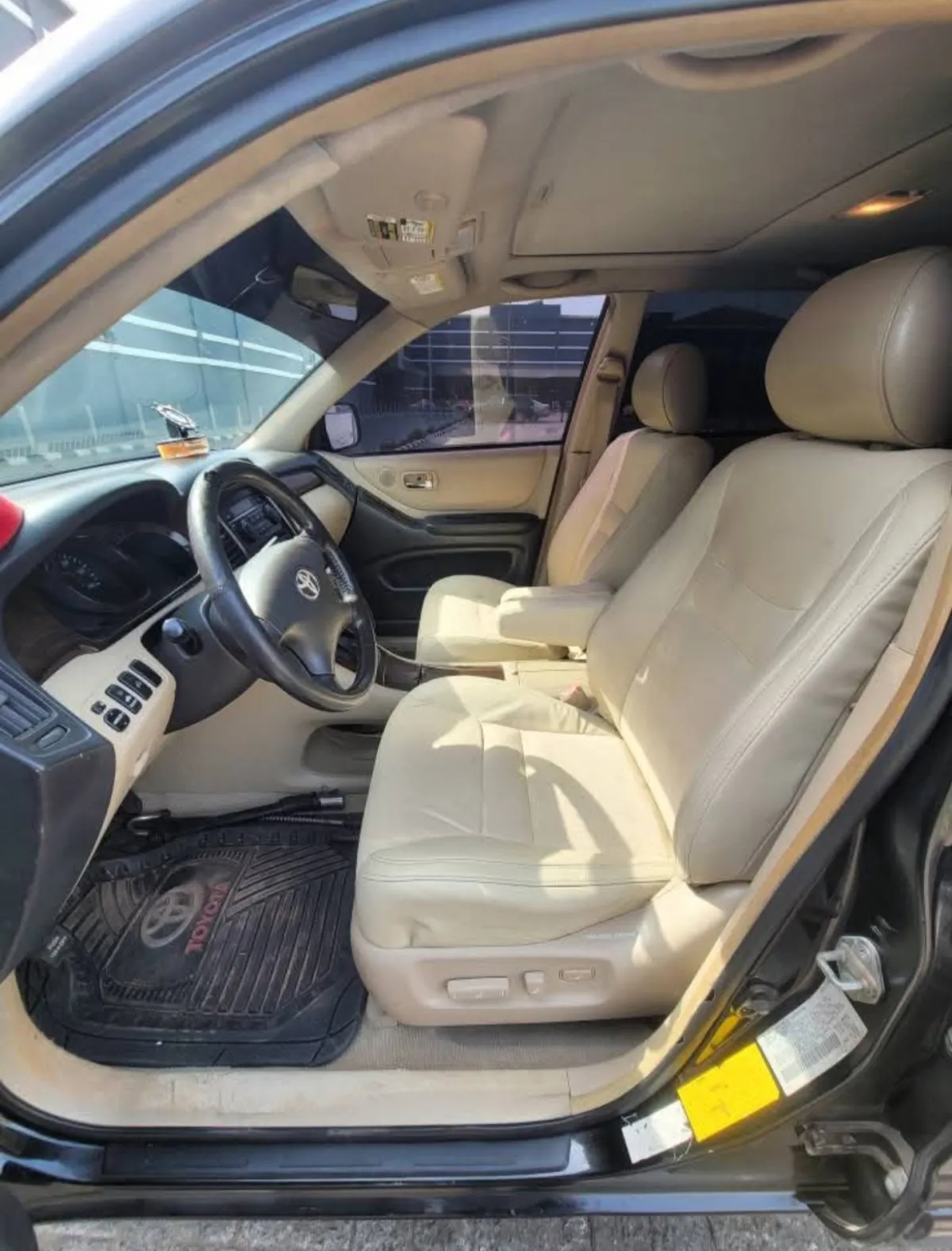 2003 Toyota highlander - Image 4