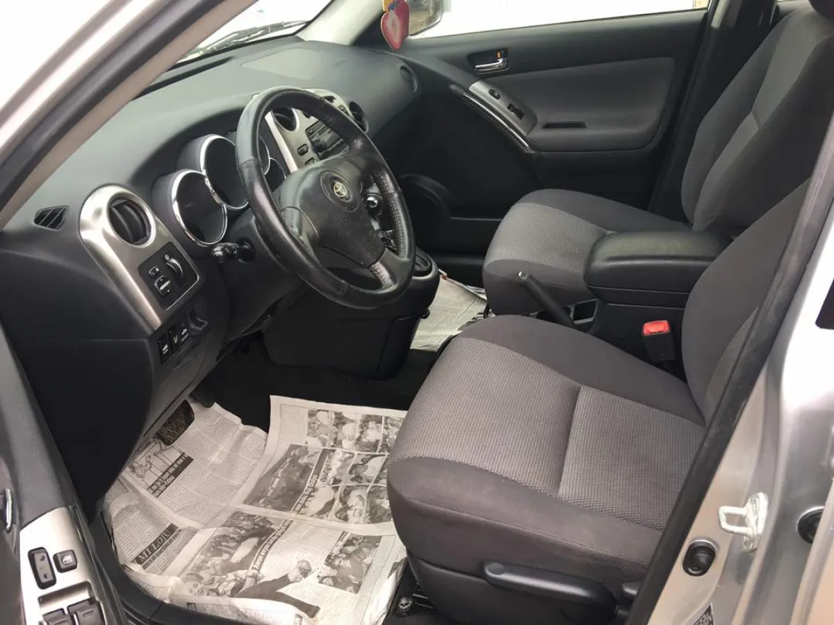 2006 Toyota Matrix - Image 3