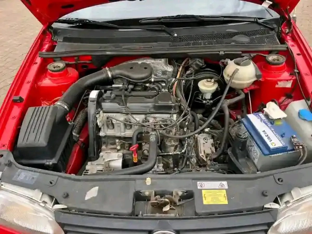 Very sharp Volkswagen golf - Image 4