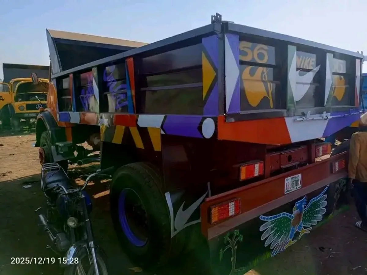 Very neat truck for salw - Image 4