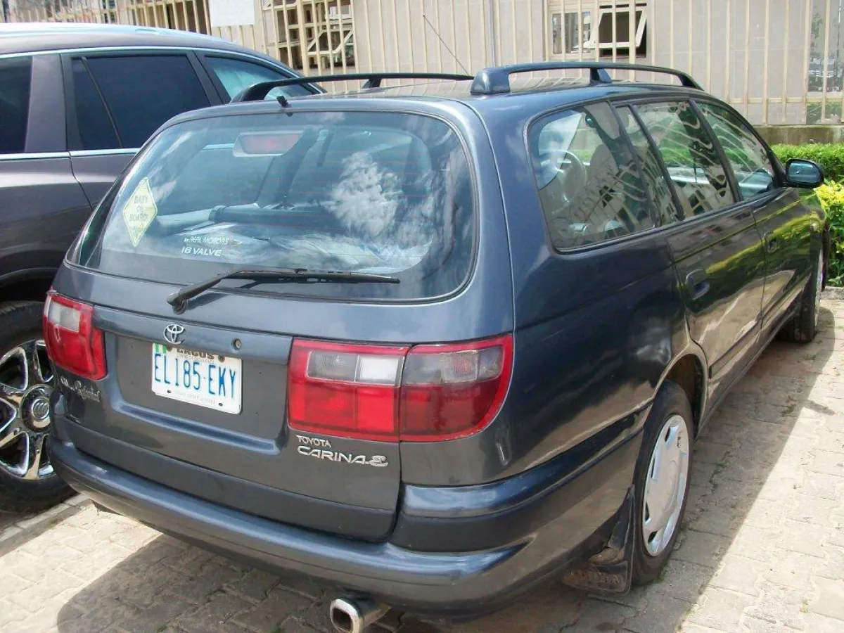 Toyota carina E wagon - Image 1