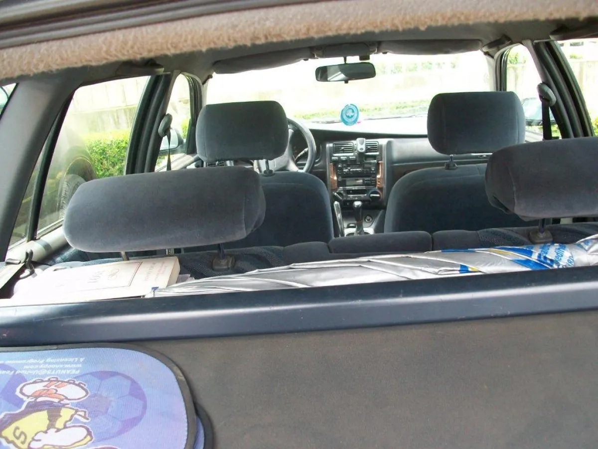 Toyota carina E wagon - Image 5