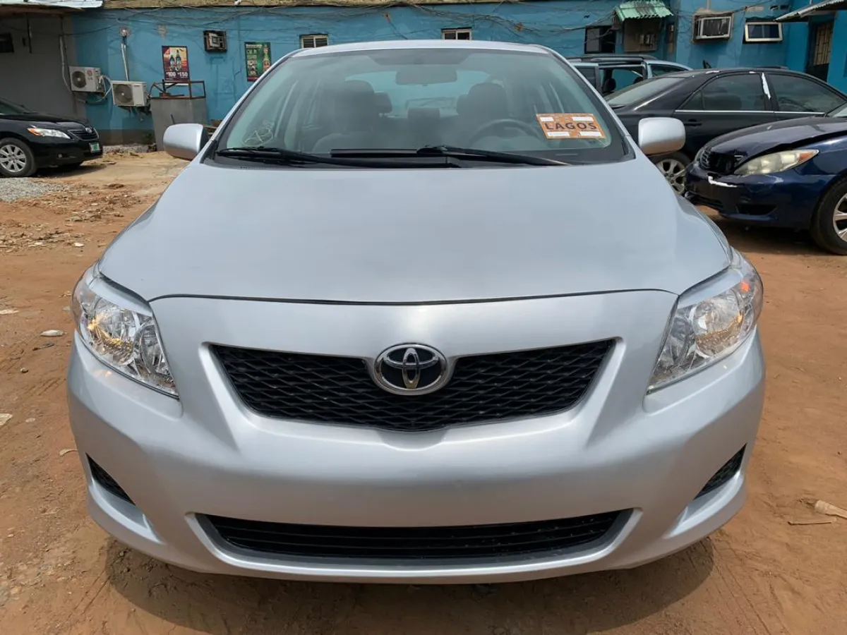 Foreign Used 2010 Toyota Corolla Le Silver - Image 1