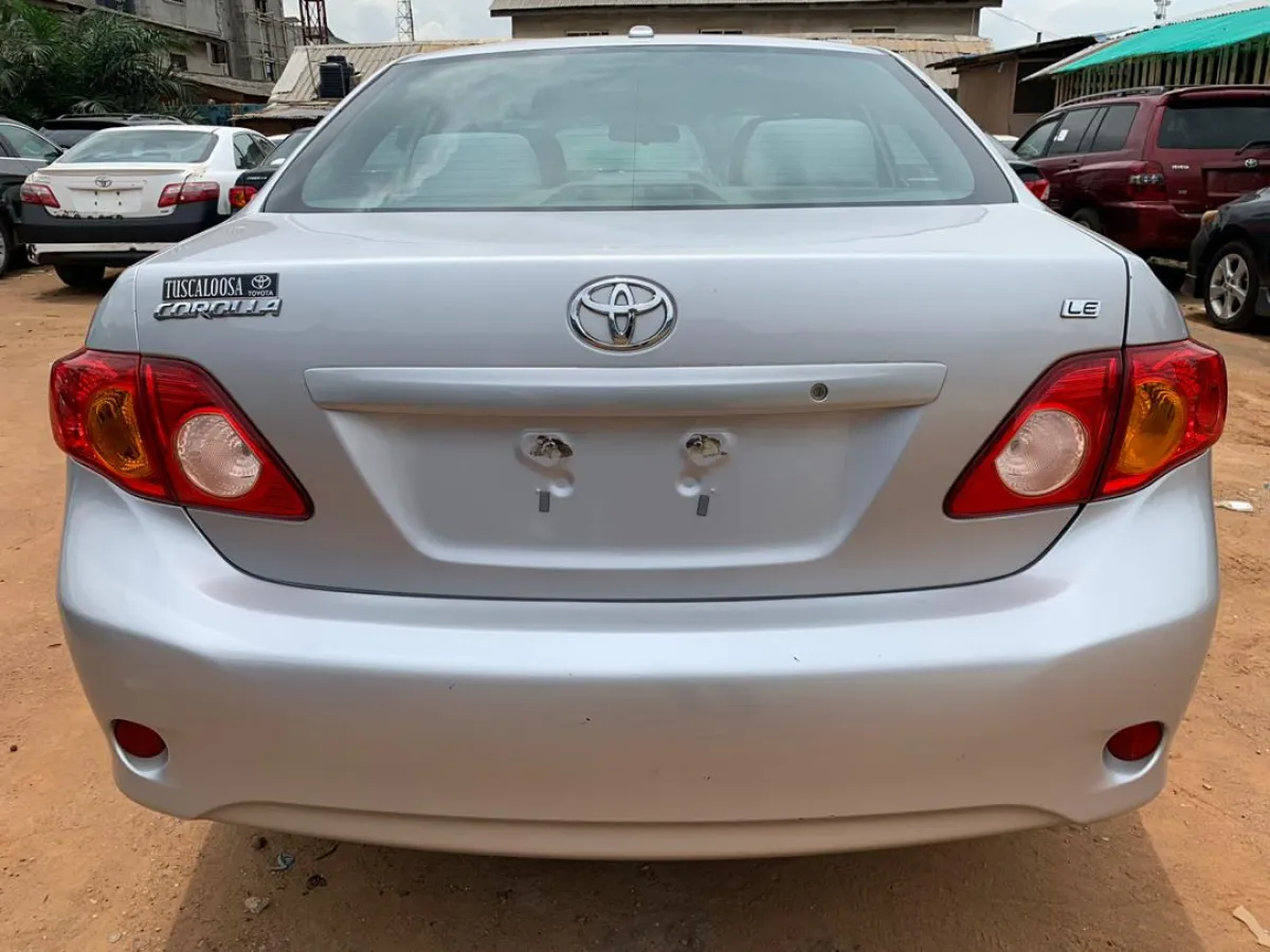Foreign Used 2010 Toyota Corolla Le Silver - Image 2