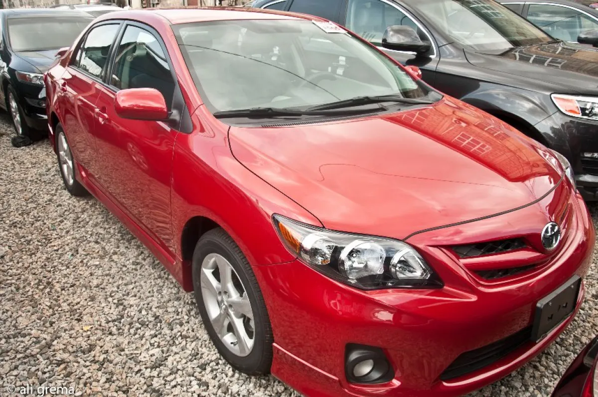 Tokunbo Toyota Corolla S 2013 For Sale - Image 2