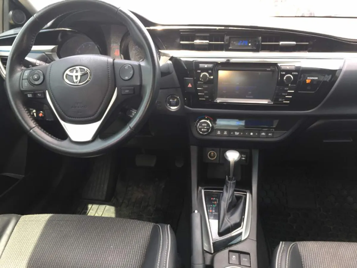 2015 Model Toyota Corolla Sports Toks Fully Loaded - Image 4