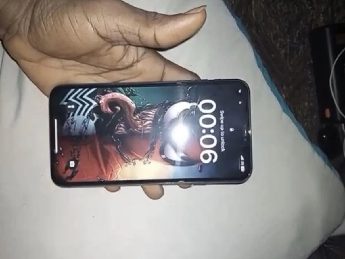 iPhone 11 Pro Max 256GB - Image 2