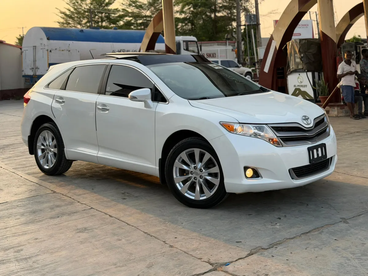 Foreign Used Toyota Venza 2015 Fullest Option - Image 1