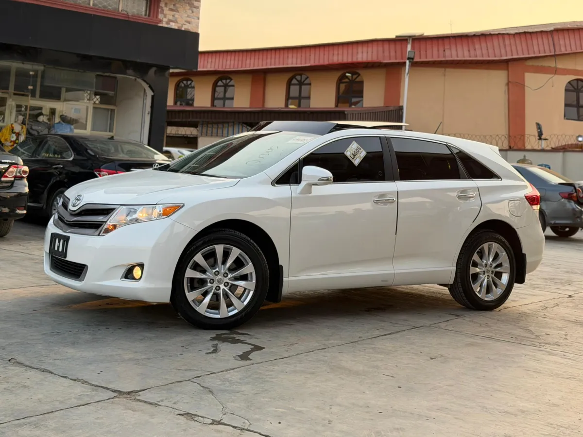 Foreign Used Toyota Venza 2015 Fullest Option - Image 2