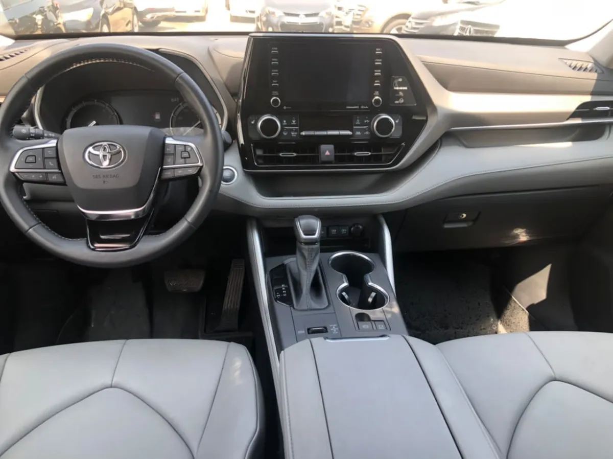 Toyota Highlander Xle 2020 - Image 6