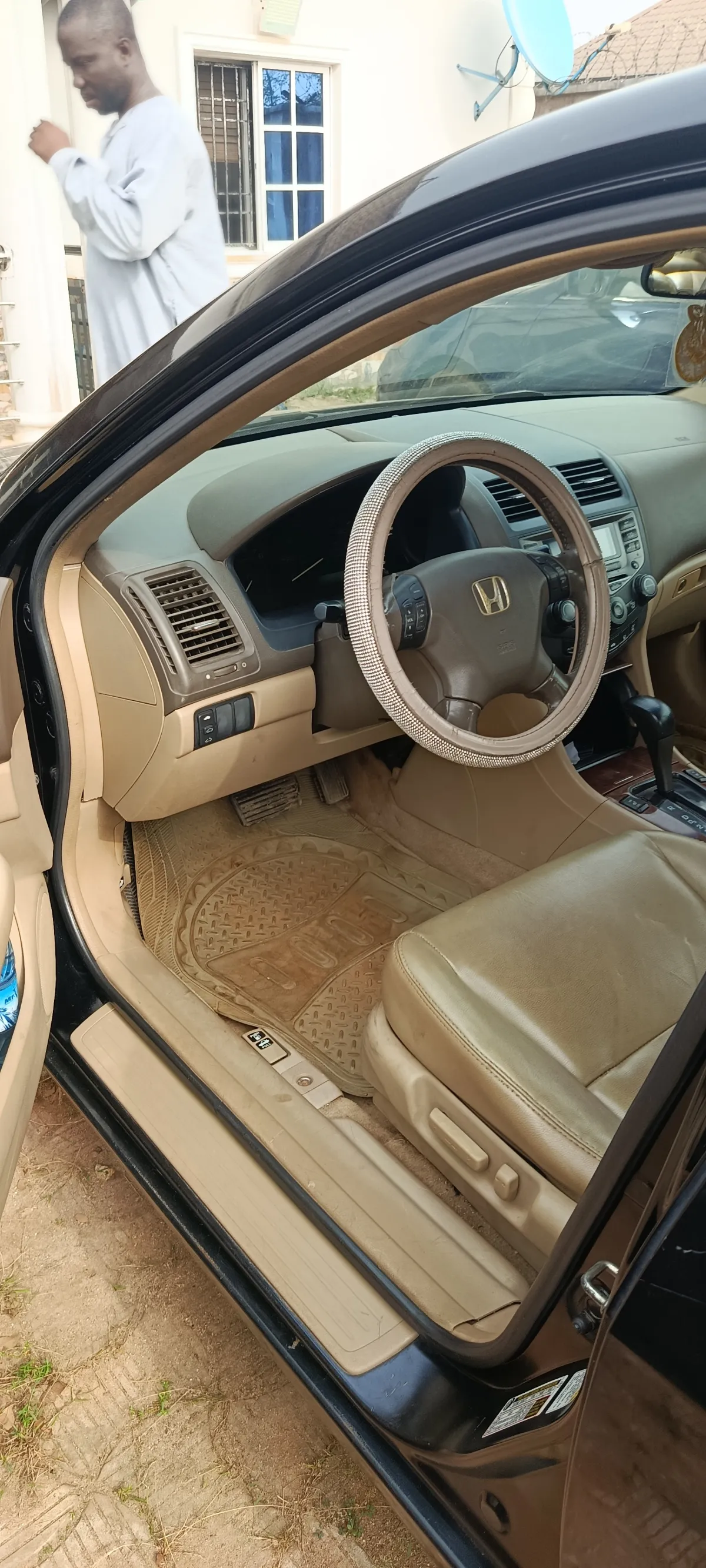 Registered Honda accord DC 2007 model - Image 4