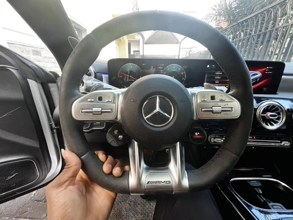 2022 Mercedes CLA45 AMG - Image 7