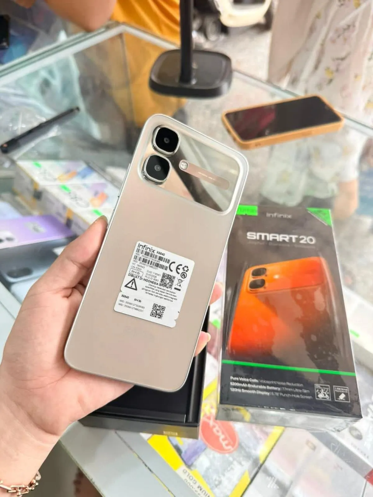 Infinix smart 20 in Benin - Image 2