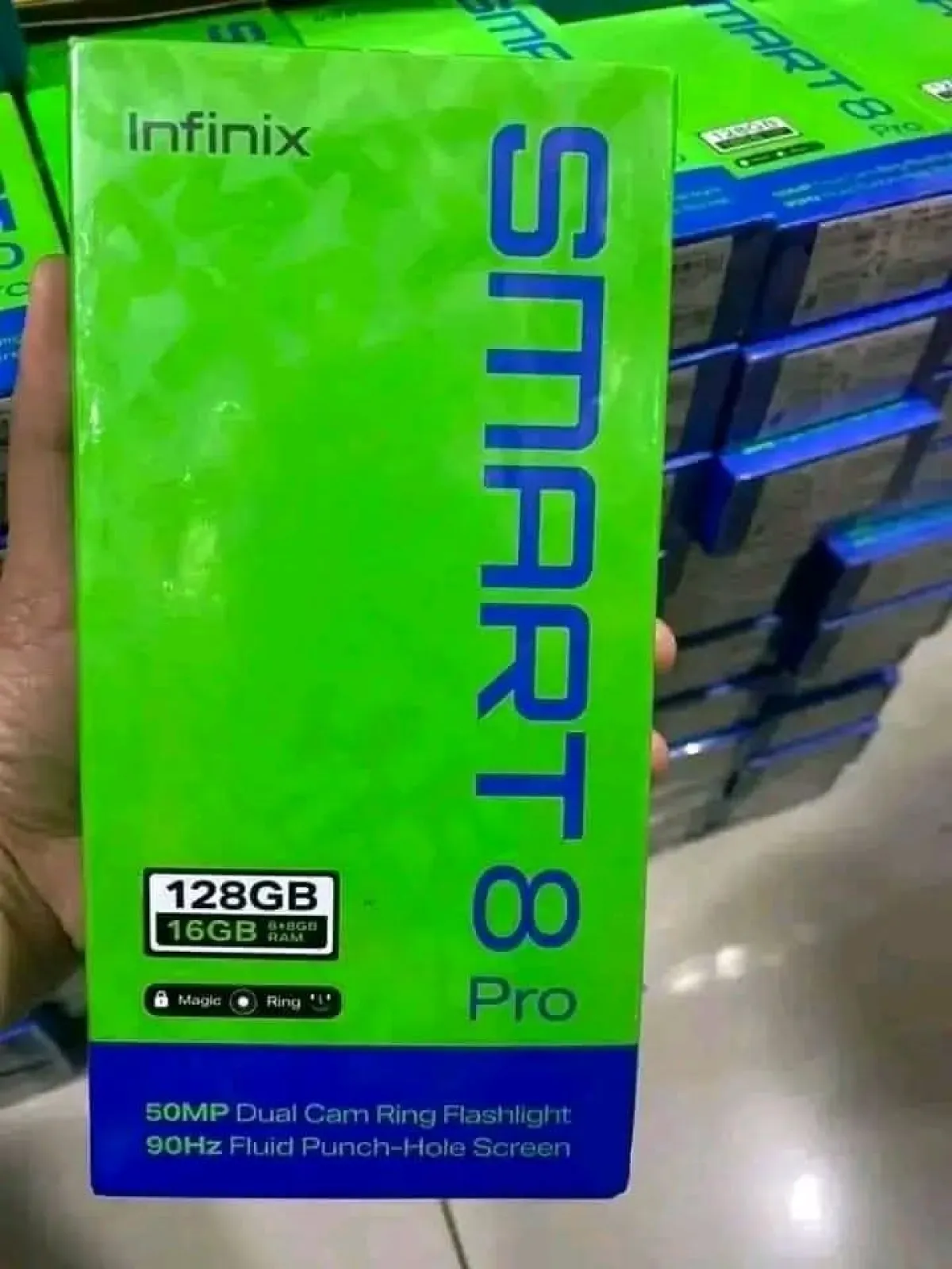 Infinix smart 8 in Benin - Image 2